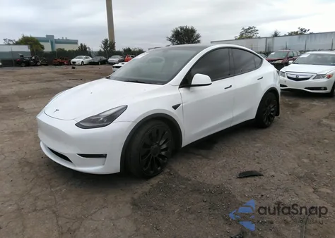 2022 Tesla Model Y Performance Dual Motor All-Wheel Drive from USA, damaged, VIN 7SAYGDEF0NF373523